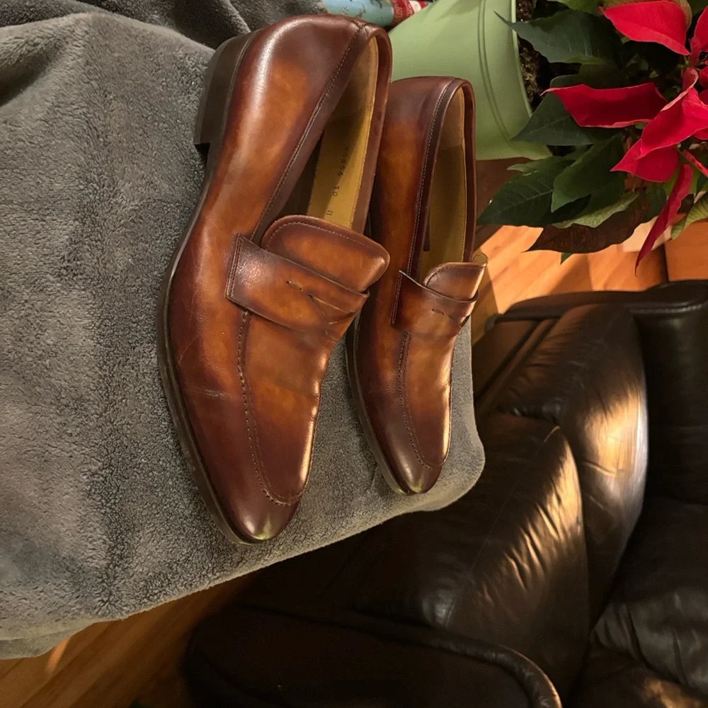 Magnanni Rich Brown‎ Leather Slip-On Loafers - Picture 4 of 12